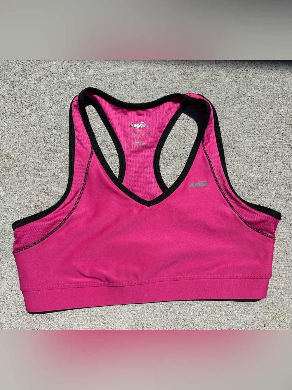 PINK AND BLACK SPORTS BRA